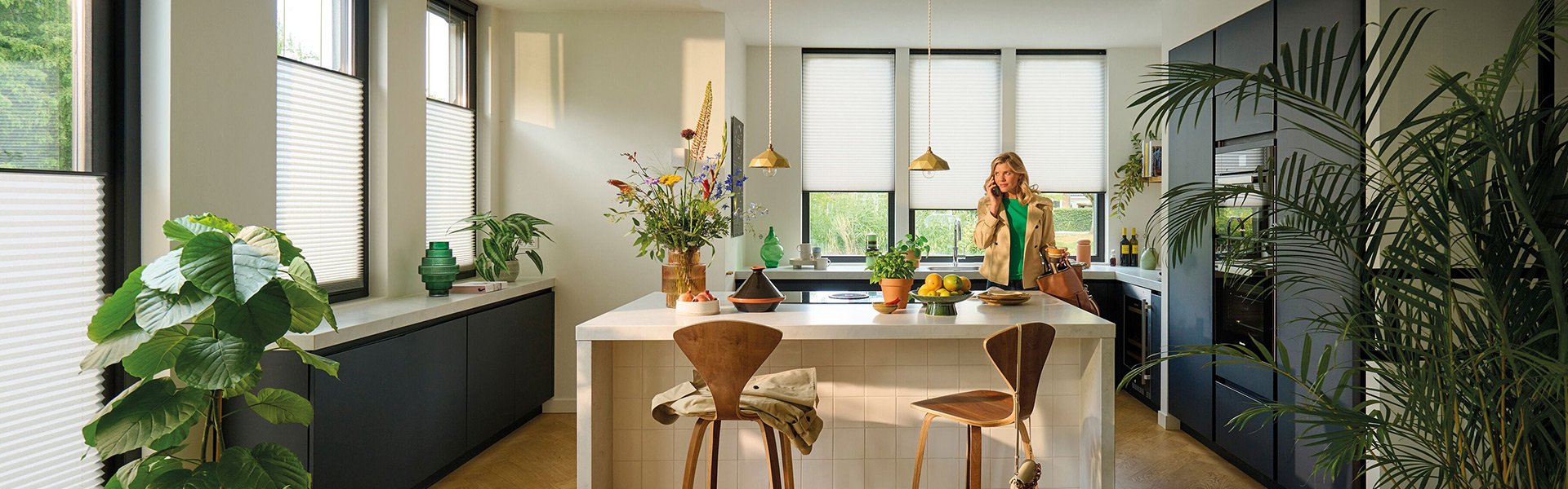 2258-Luxaflex_header.jpg 2258-Luxaflex_header.jpg